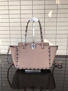 Valentino Rockstud Rolling Poudre with Black stones Valentino Rockstud Rolling Poudre with Black stones