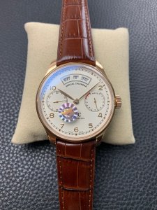 Universal Portugal 44 Series Universal Portugal 44 Series