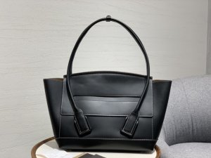Bottega Veneta Handbag black Bottega Veneta Handbag black