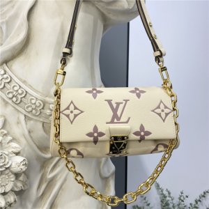 Louis Vuitton Favorite Cream Louis Vuitton Favorite Cream