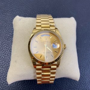 Rolex Datejust 36 Series, Sunday Diary Prestigious Edition Rolex Datejust 36 Series, Sunday Diary Prestigious Edition