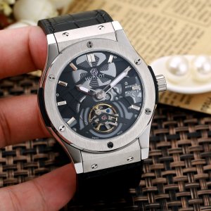 Hublot Men’s Mechanical Wristwatch Hublot Men’s Mechanical Wristwatch