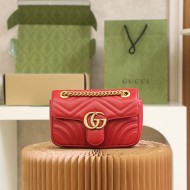 GUCCI Matelasse Mini GG Marmont Shoulder Bag GUCCI Matelasse Mini GG Marmont Shoulder Bag
