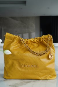 CHANEL HANDBAG Mango Yellow