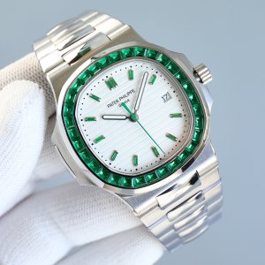 Patek Philippe Elegant Sports Series 5711/1A Nautilus Watch Patek Philippe Elegant Sports Series 5711/1A Nautilus Watch