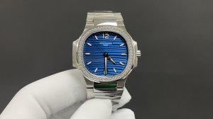 Patek Philippe Elegant and Sporty Nautilus Ladies PP7118 Watch Patek Philippe Elegant and Sporty Nautilus Ladies PP7118 Watch