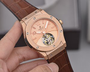 Hublot BIG BANG Series Men’s Watch Hublot BIG BANG Series Men’s Watch