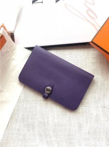 Hermes Dogon Passport Long Wallet (Varied Colors) Hermes Dogon Passport Long Wallet (Varied Colors)
