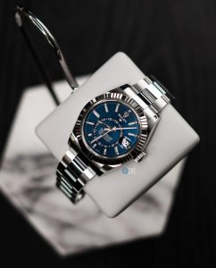 Rolex Sky-Dweller Rolex Sky-Dweller