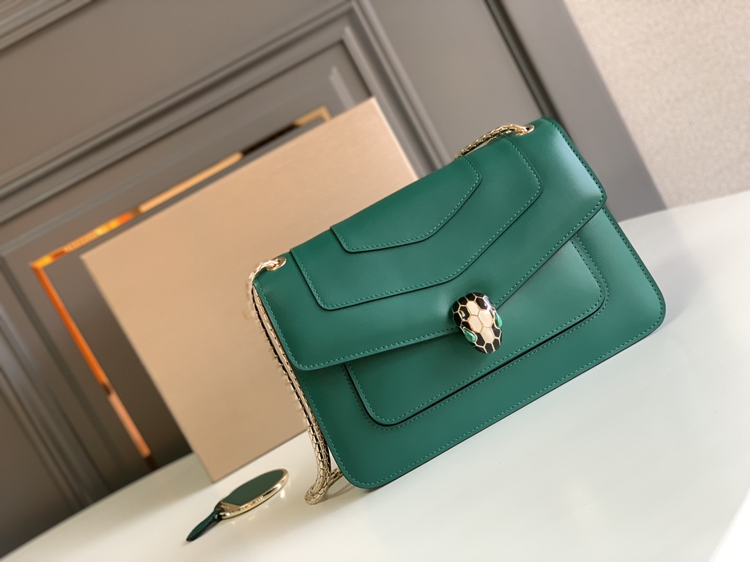 BULGARI HANDBAG Emerald Green BULGARI HANDBAG Emerald Green