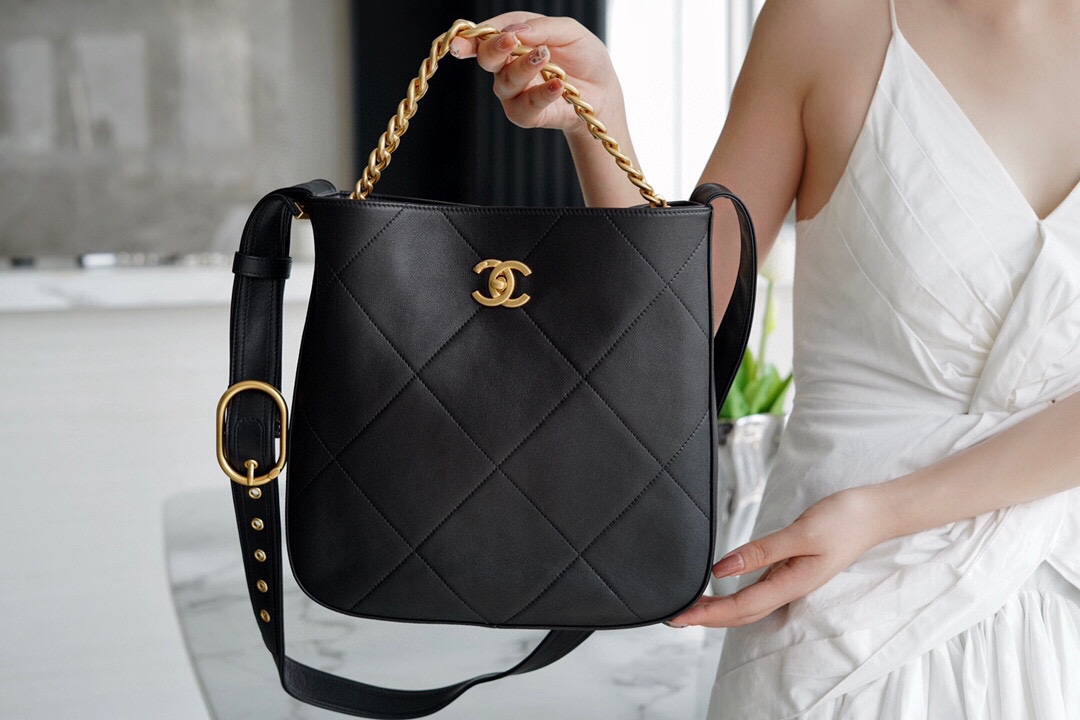 CHANEL HANDBAG black CHANEL HANDBAG black