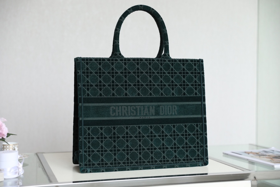 CHRISTIAN DIOR BOOK TOTE BAG CHRISTIAN DIOR BOOK TOTE BAG