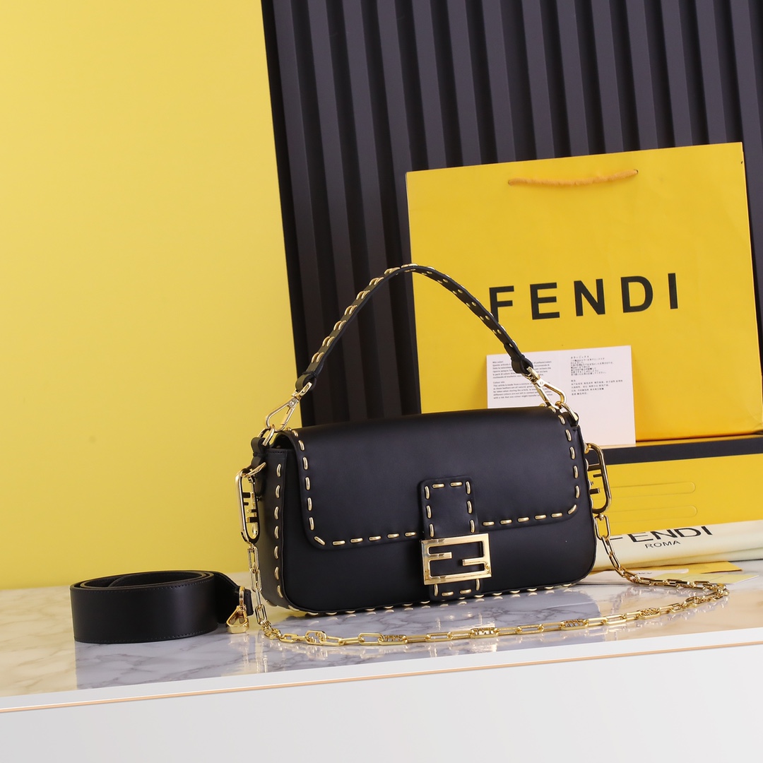 FENDI HANDBAG black FENDI HANDBAG black
