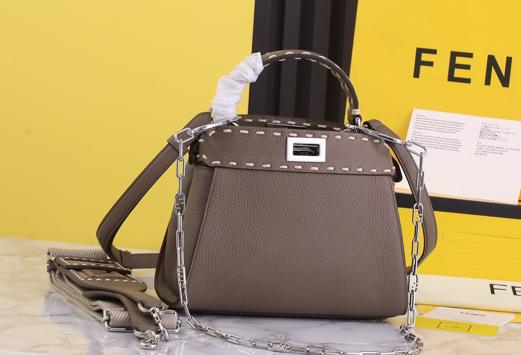 FENDI HANDBAG light brown FENDI HANDBAG light brown