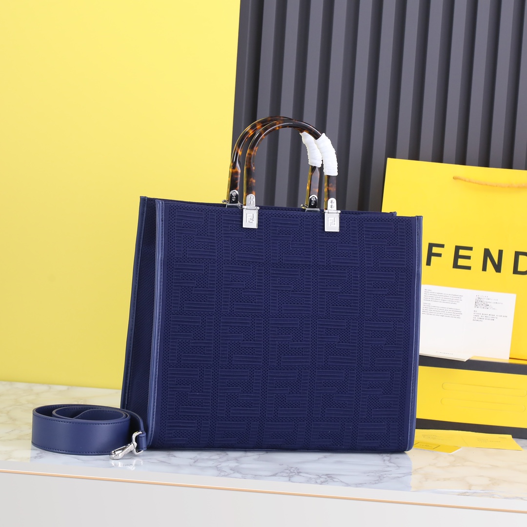 FENDI HANDBAG Dark blue FENDI HANDBAG Dark blue