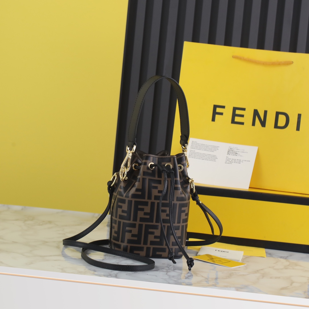 FENDI CROSSBODY BAG Monogram FENDI CROSSBODY BAG Monogram