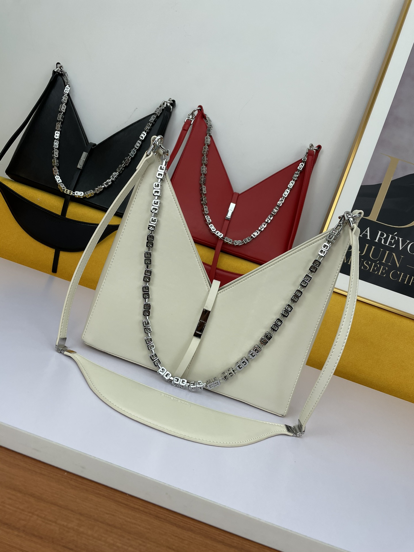 Givenchy Handbag off-white Givenchy Handbag off-white