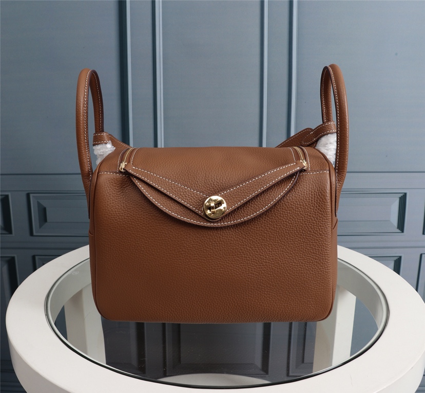 HERMES HANDBAG LINDY brown HERMES HANDBAG LINDY brown
