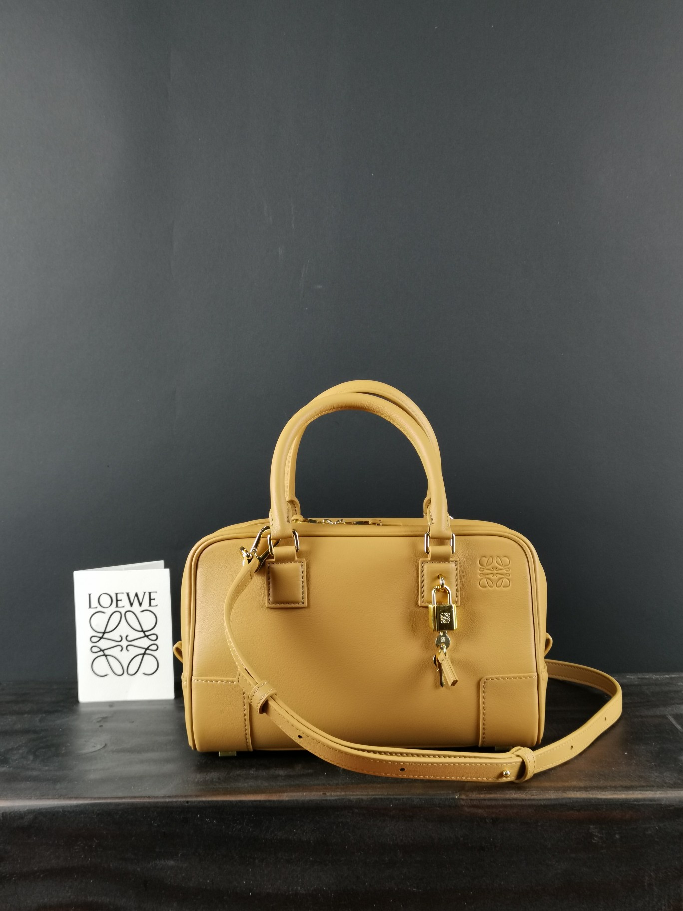 LOEWE HANDBAG Chestnut Brown LOEWE HANDBAG Chestnut Brown