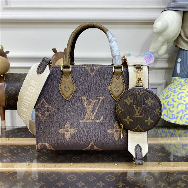 Louis Vuitton OnTheGo PM Autres Toiles Monogram M46373 Louis Vuitton OnTheGo PM Autres Toiles Monogram M46373