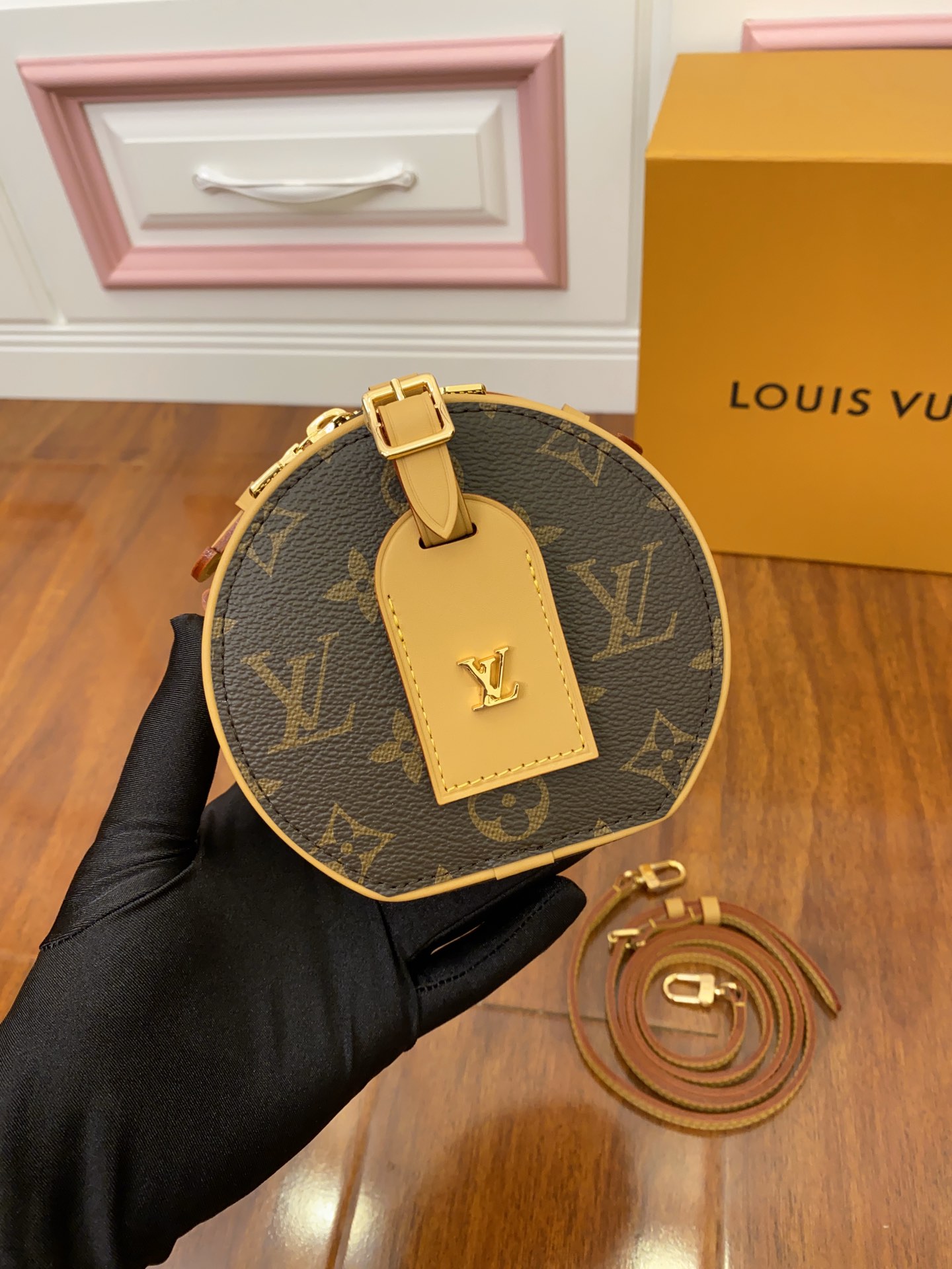 LOUIS VUITTON CROSSBODY BAG monogram LOUIS VUITTON CROSSBODY BAG monogram