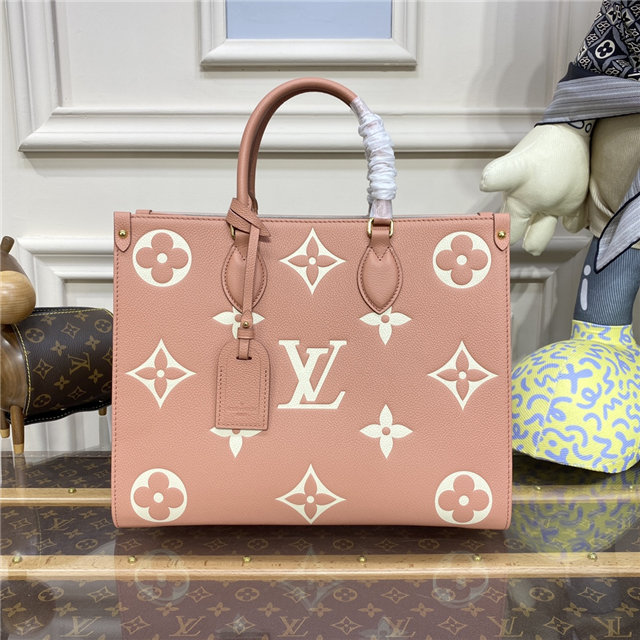 Louis Vuitton OnTheGo MM Rose Trianon Louis Vuitton OnTheGo MM Rose Trianon
