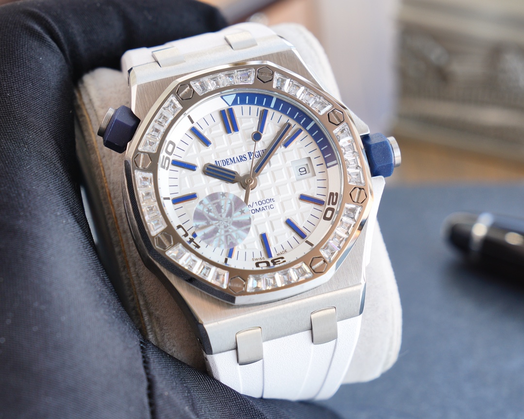 Audemars Piguet 15710ST.OO.A002CA.01 Royal Oak Offshore Men’s Mechanical Watch Audemars Piguet 15710ST.OO.A002CA.01 Royal Oak Offshore Men’s Mechanical Watch