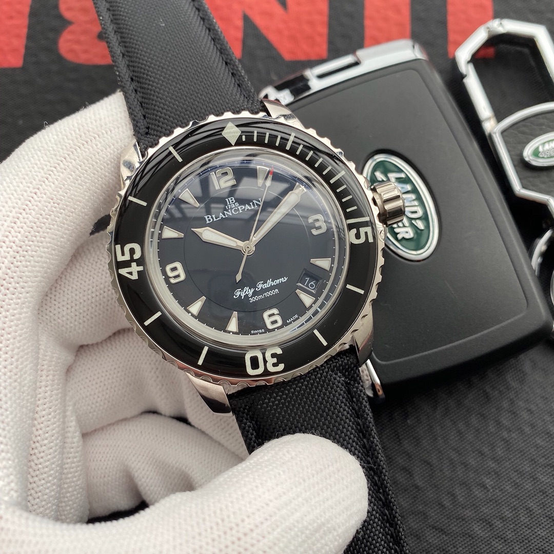 Blancpain Fifty Fathoms Diving Men’s Watch Blancpain Fifty Fathoms Diving Men’s Watch