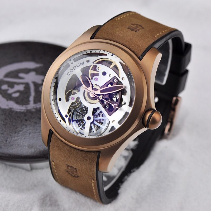 Corum Bubble Kunlun Bubble Series 47 Hollow Automatic Mechanical Watch Corum Bubble Kunlun Bubble Series 47 Hollow Automatic Mechanical Watch