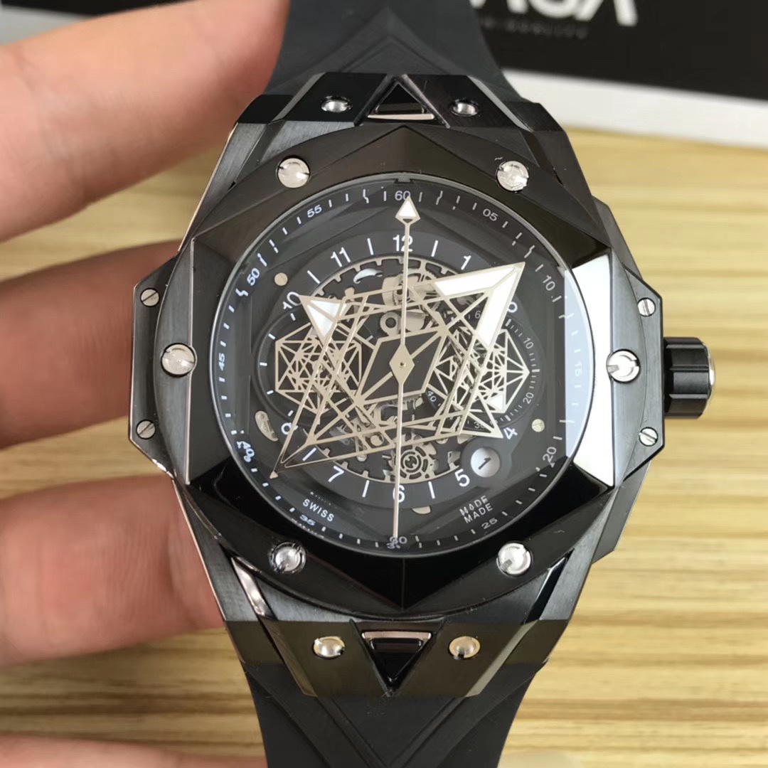 Hublot Big Bang Sang Bleu II Tattoo Watch Hublot Big Bang Sang Bleu II Tattoo Watch