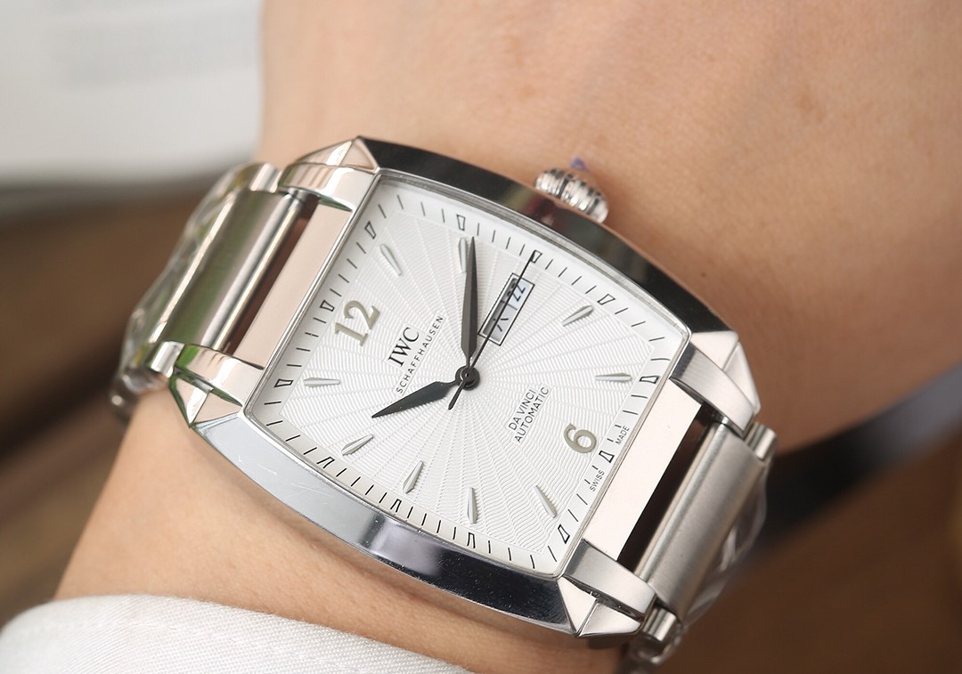 IWC Fine Men’s Watch IWC Fine Men’s Watch