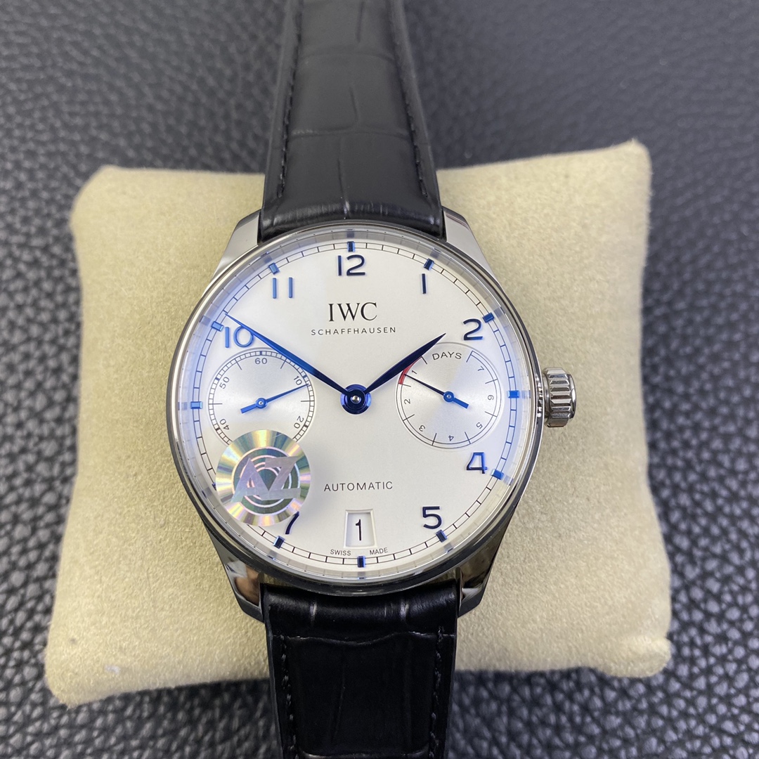 Universal Portugal 42.3 Series IW500705 Watch Universal Portugal 42.3 Series IW500705 Watch