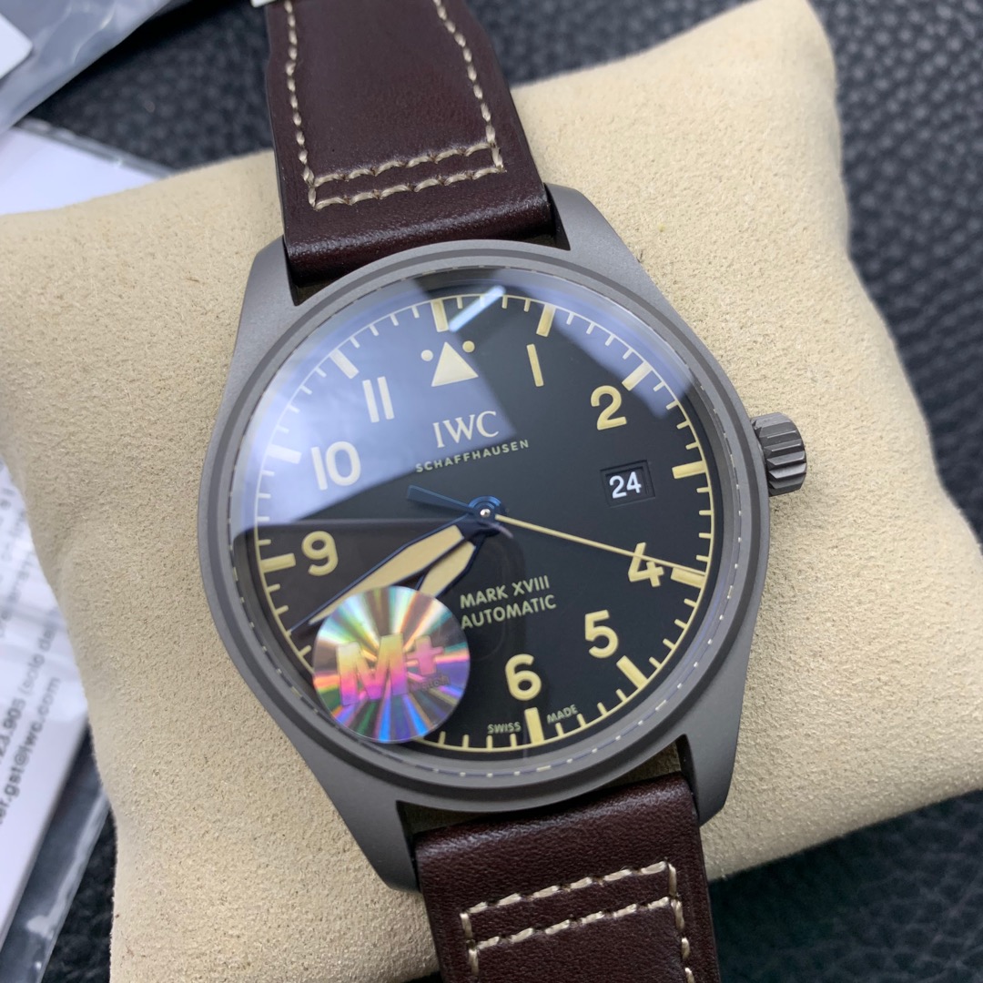 Universal Pilot 40 Series Bronze Mark Universal Pilot 40 Series Bronze Mark