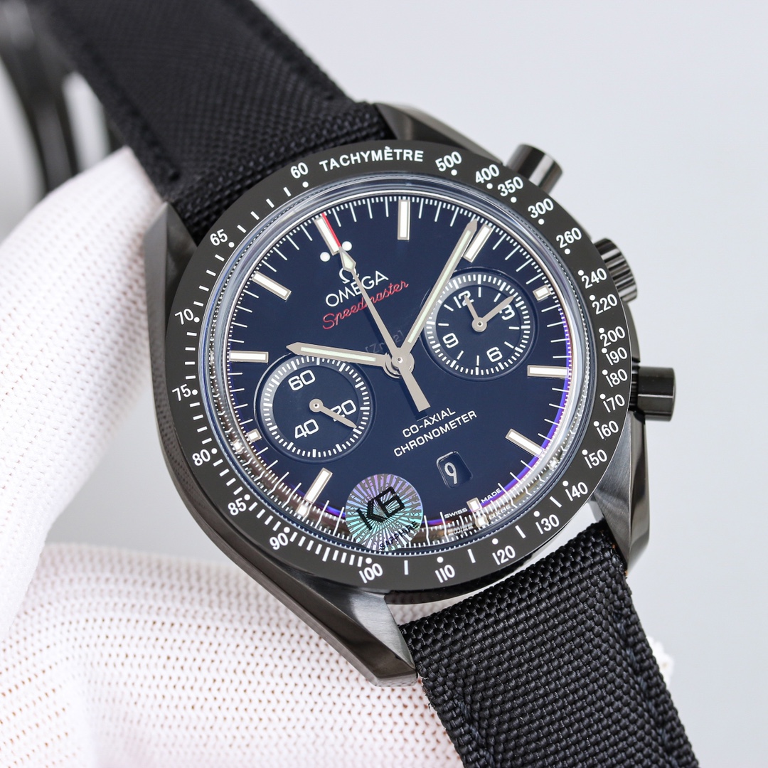 Omega Speedmaster Dark Side of the Moon Chronograph Mechanical Men’s Watch Omega Speedmaster Dark Side of the Moon Chronograph Mechanical Men’s Watch