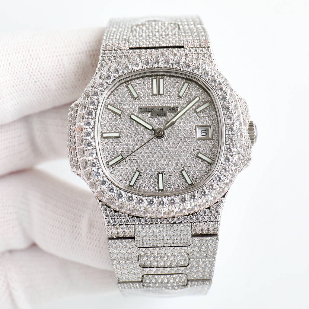 Patek Philippe Nautilus 5711 Platinum Watch Patek Philippe Nautilus 5711 Platinum Watch