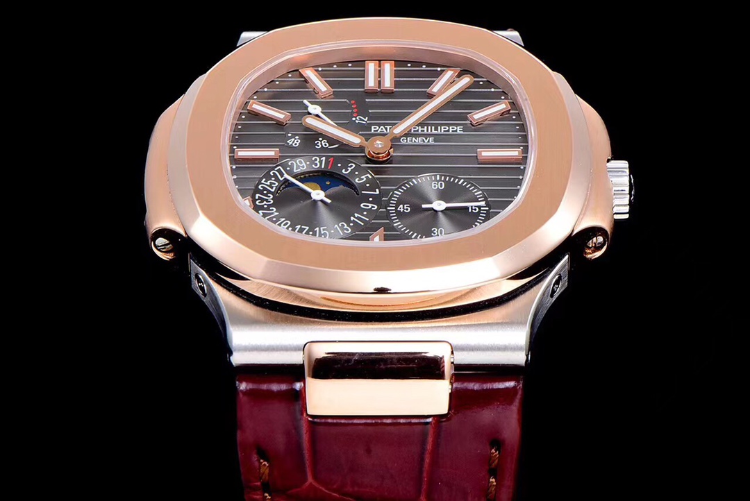 Patek Philippe Nautilus 5712/1A-001 Multi-function Watch Patek Philippe Nautilus 5712/1A-001 Multi-function Watch