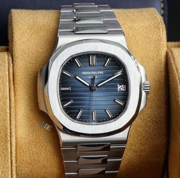 Patek Philippe Aquanaut Explorer Series 5968 Watch Patek Philippe Aquanaut Explorer Series 5968 Watch