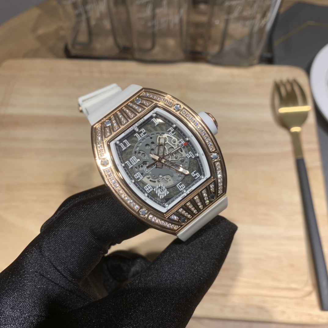 Richard Mille RM010, a new special edition watch with innovative hollow design Richard Mille RM010, a new special edition watch with innovative hollow design