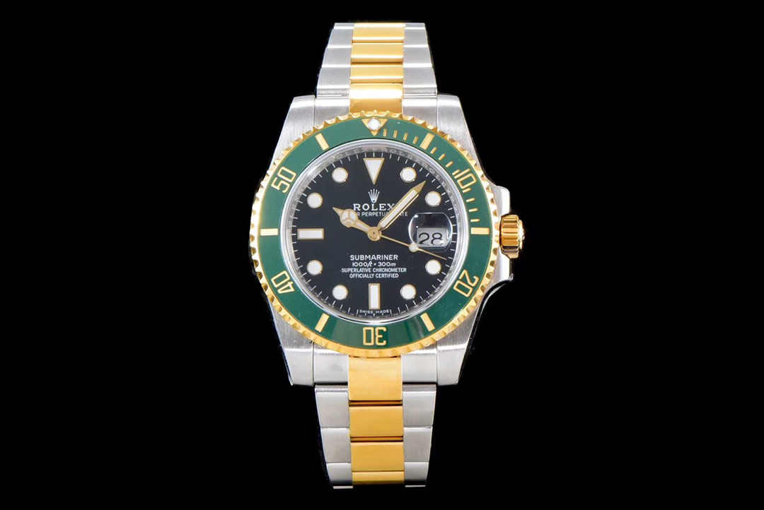 Rolex Submariner Series Gold Black Green “Hulk” Rolex Submariner Series Gold Black Green “Hulk”