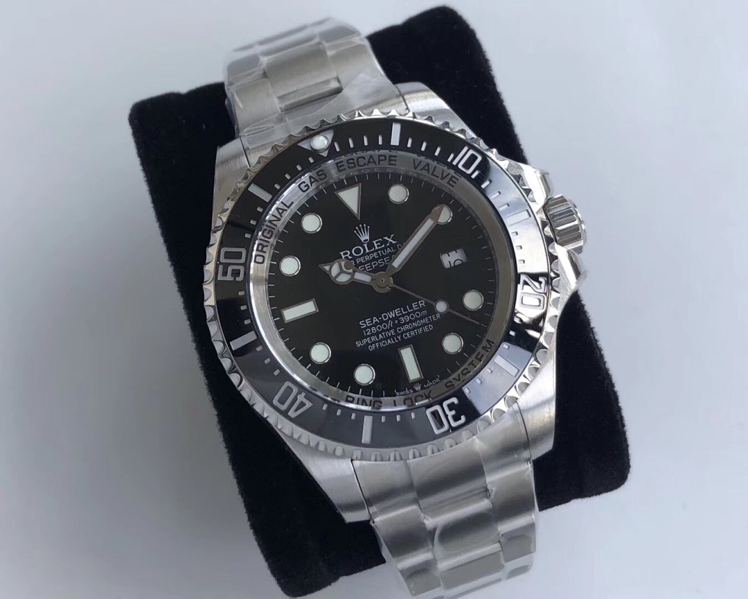 Rolex D-Blue Gradient Blue Sea-Dweller 126660 Rolex D-Blue Gradient Blue Sea-Dweller 126660
