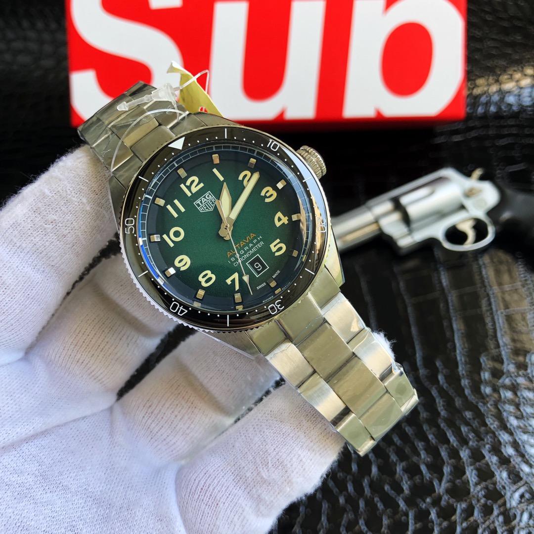 TAG Heuer Autavia Series Wristwatch TAG Heuer Autavia Series Wristwatch