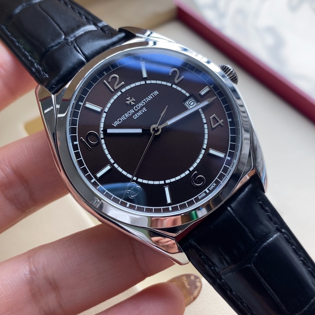 Vacheron Constantin Quai de l’Ile Collection Men’s Luxury Watch Vacheron Constantin Quai de l’Ile Collection Men’s Luxury Watch