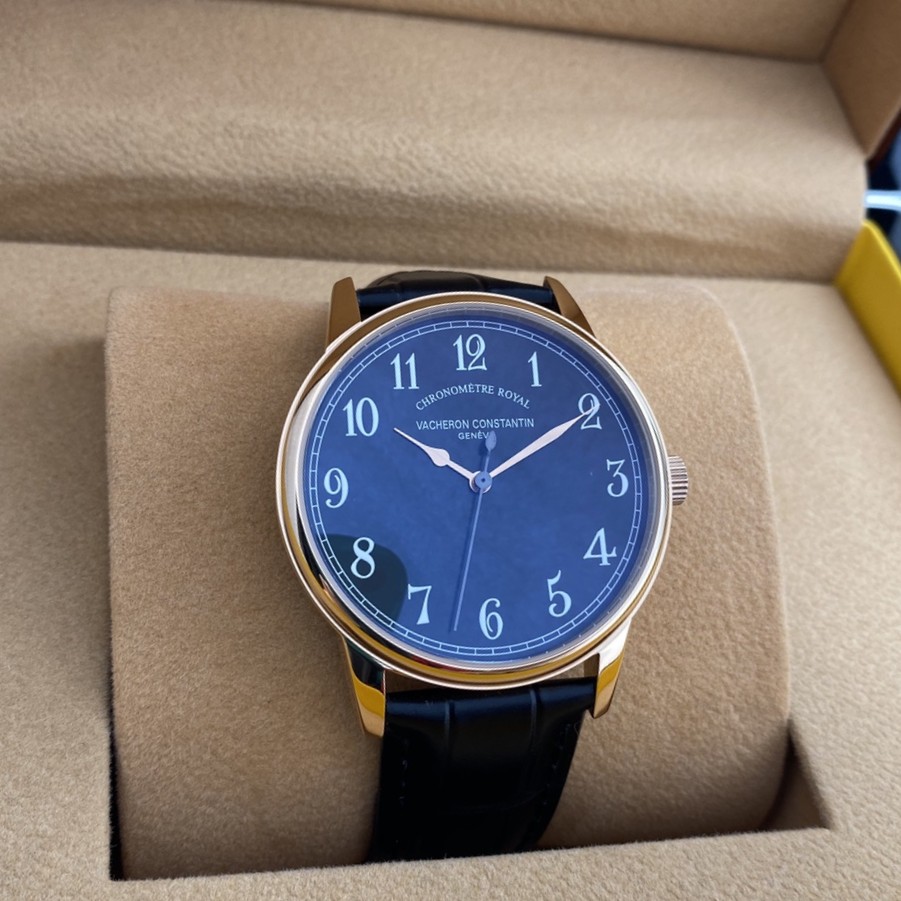 Vacheron Constantin Heritage Collection Men’s Luxury Watch Vacheron Constantin Heritage Collection Men’s Luxury Watch