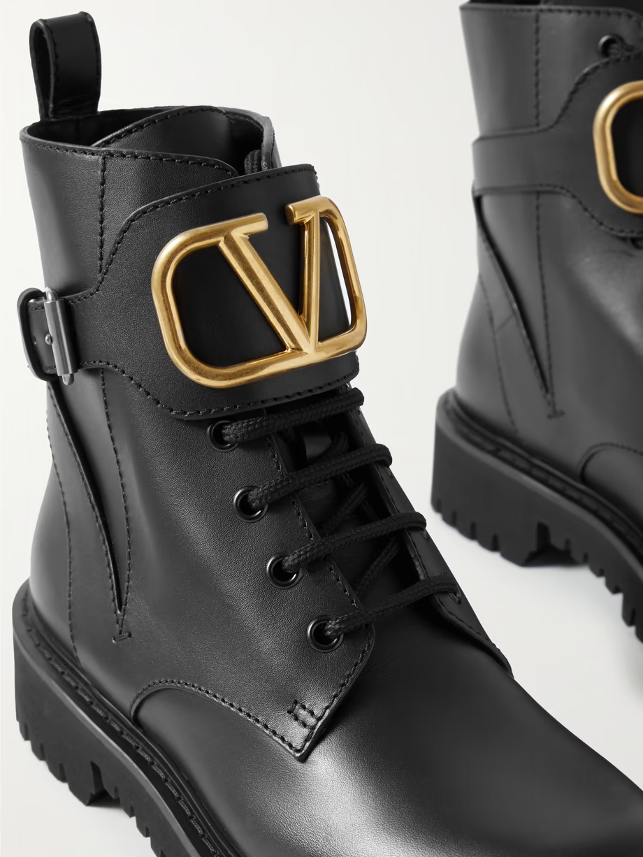 Go Logo embellished leather ankle boots Go Logo embellished leather ankle boots