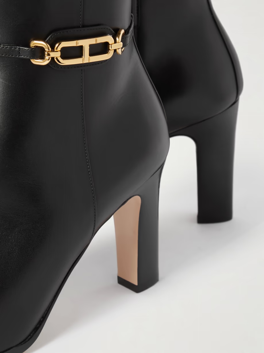Embellished patent-leather boots Embellished patent-leather boots