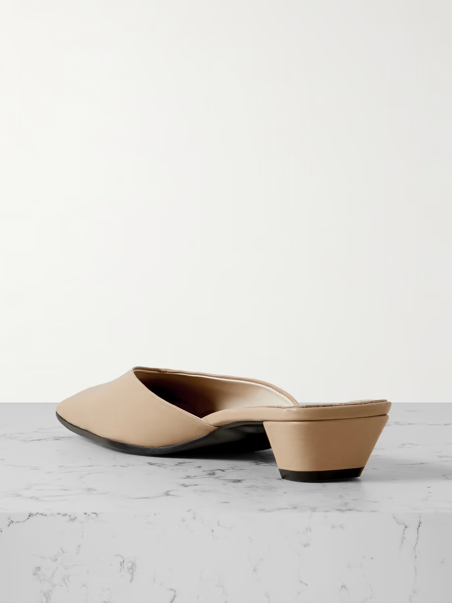 Leather mules Leather mules