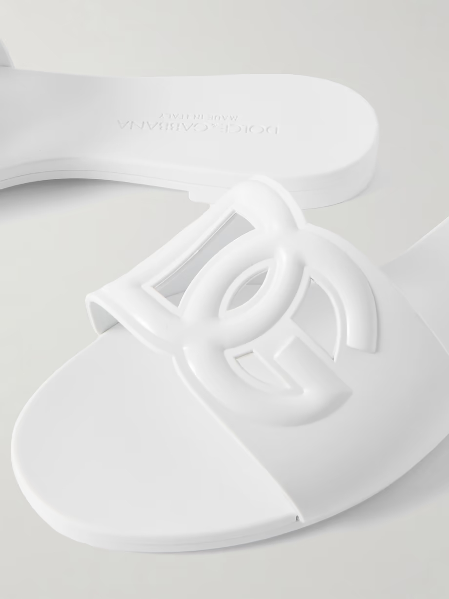 Cut-out rubber slides Cut-out rubber slides