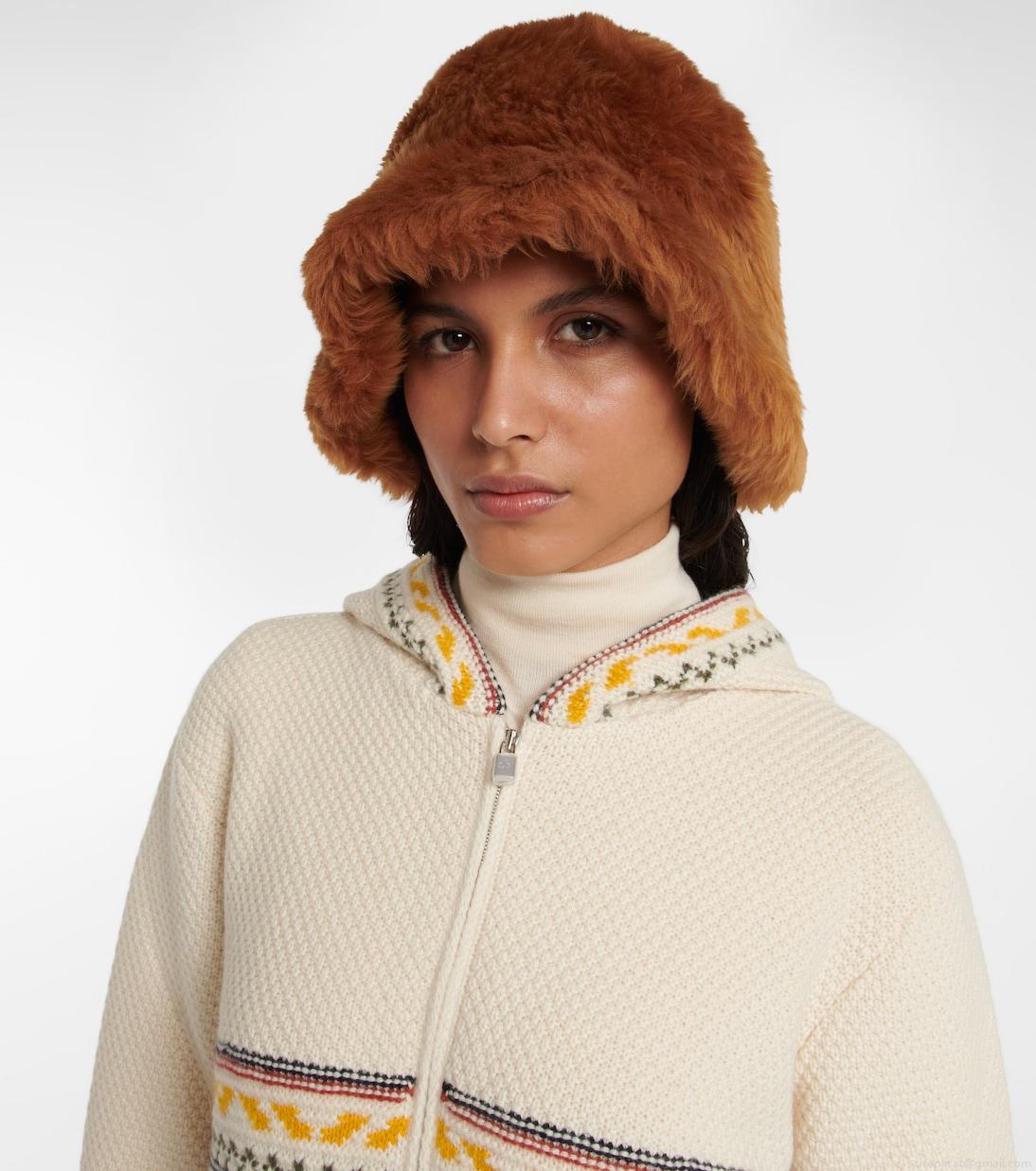 Loro PianaReversible shearling bucket hat Loro PianaReversible shearling bucket hat