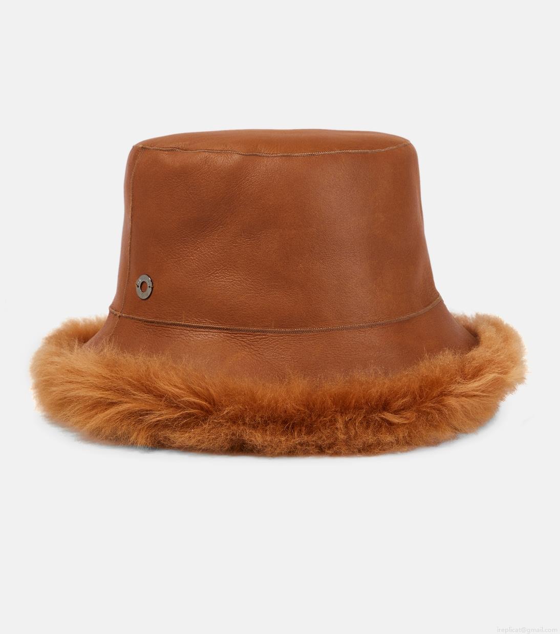 Loro PianaReversible shearling bucket hat Loro PianaReversible shearling bucket hat