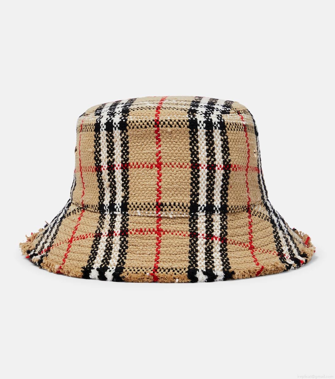 BurberryVintage Check bouclé bucket hat BurberryVintage Check bouclé bucket hat
